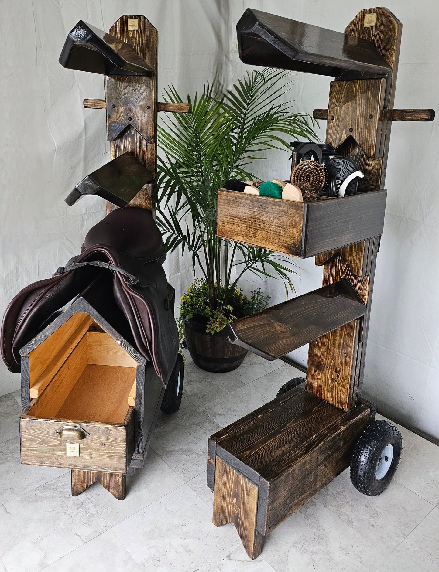 Saddle Caddy